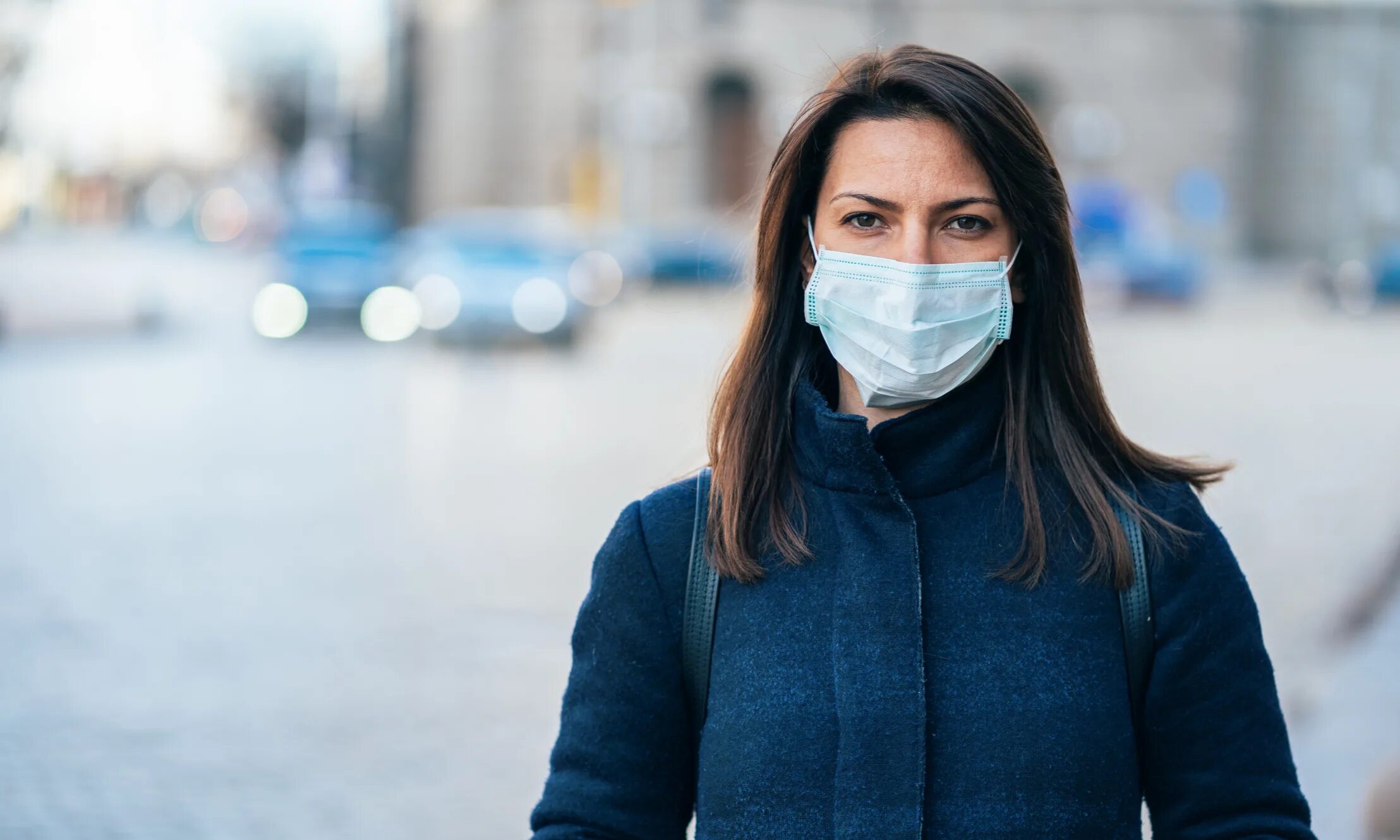 Wear masks. Wear masks. Женщина в маске медицинской. Девушка в маске медицинской. Девушка в маске.