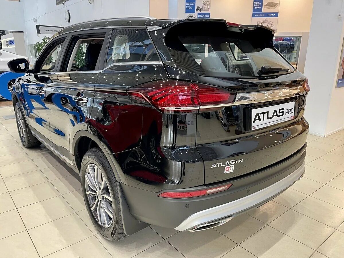 Джил атлас про 2023 отзывы. Geely Atlas 2022. Geely Atlas Pro черный. Джили атлас про черный 2022. Новый Atlas Pro 2022.