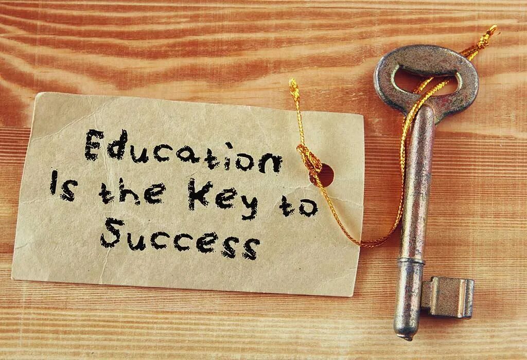 Can give the best. Education is a Key. Key to success. Education success. Ключ и записка.