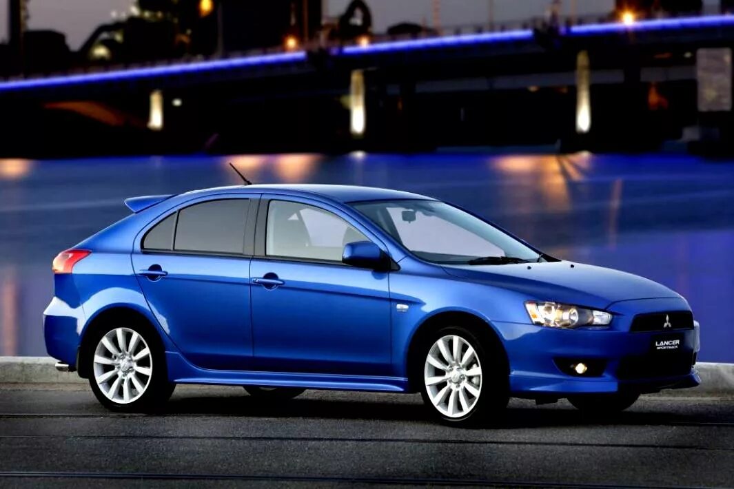 Mitsubishi Lancer 10 хэтчбек. Мицубиси Лансер 10 хэтчбек. Mitsubishi Lancer Sportback. Митсубиси Лансер Спортбэк.