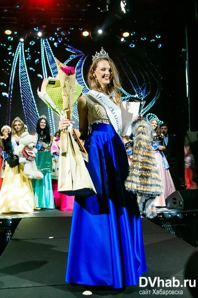 Софья вавилова хабаровск. Миссис самски. Восток 2016. 11 апреля хабаровск мисс дальнего востока. Мисс двгупс 2013.