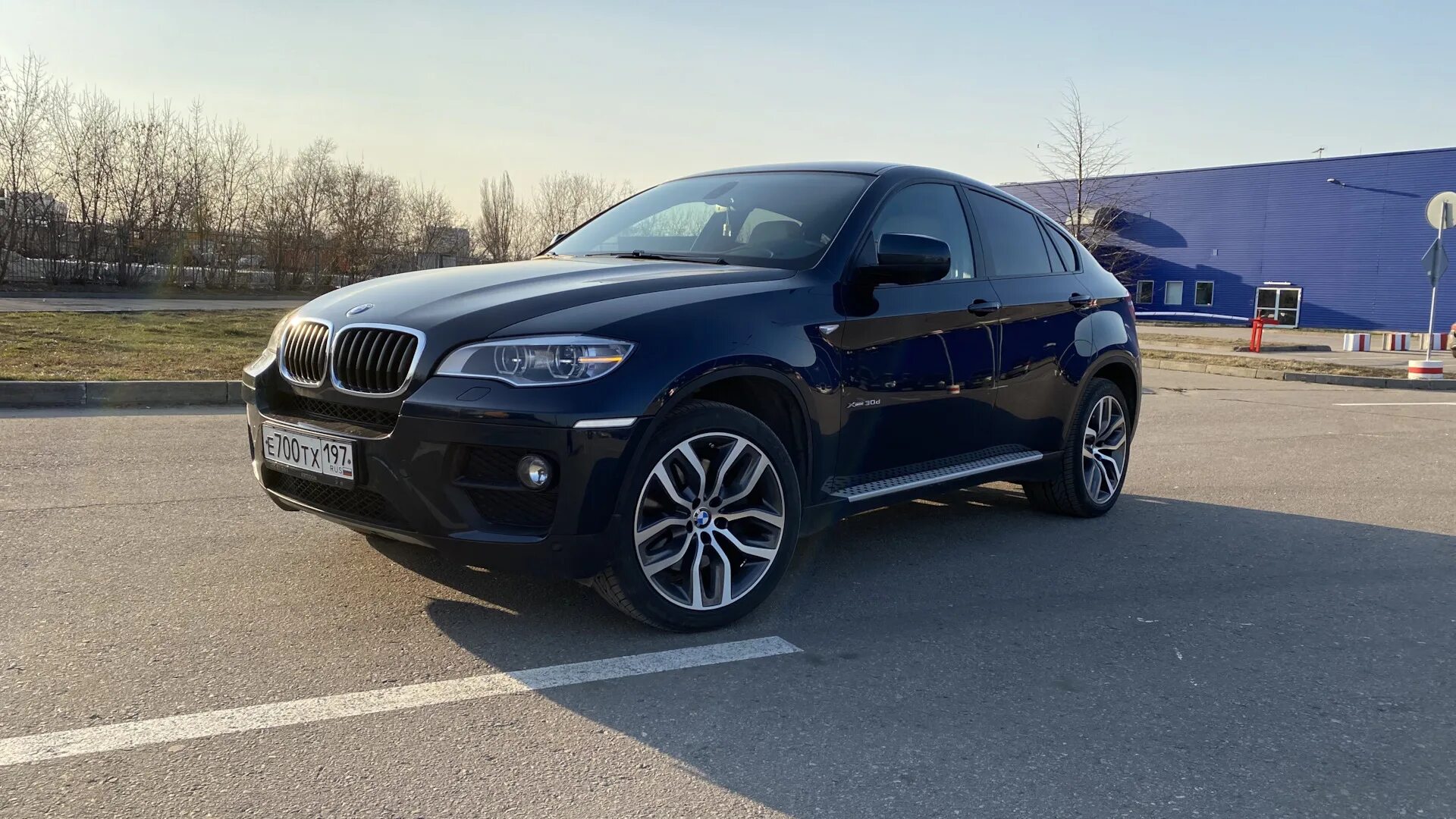 X 6 14 40. Midnight Blue BMW e71. BMW диски стиль 337. 337 Стиль БМВ черные. 337 Стиль 20r.