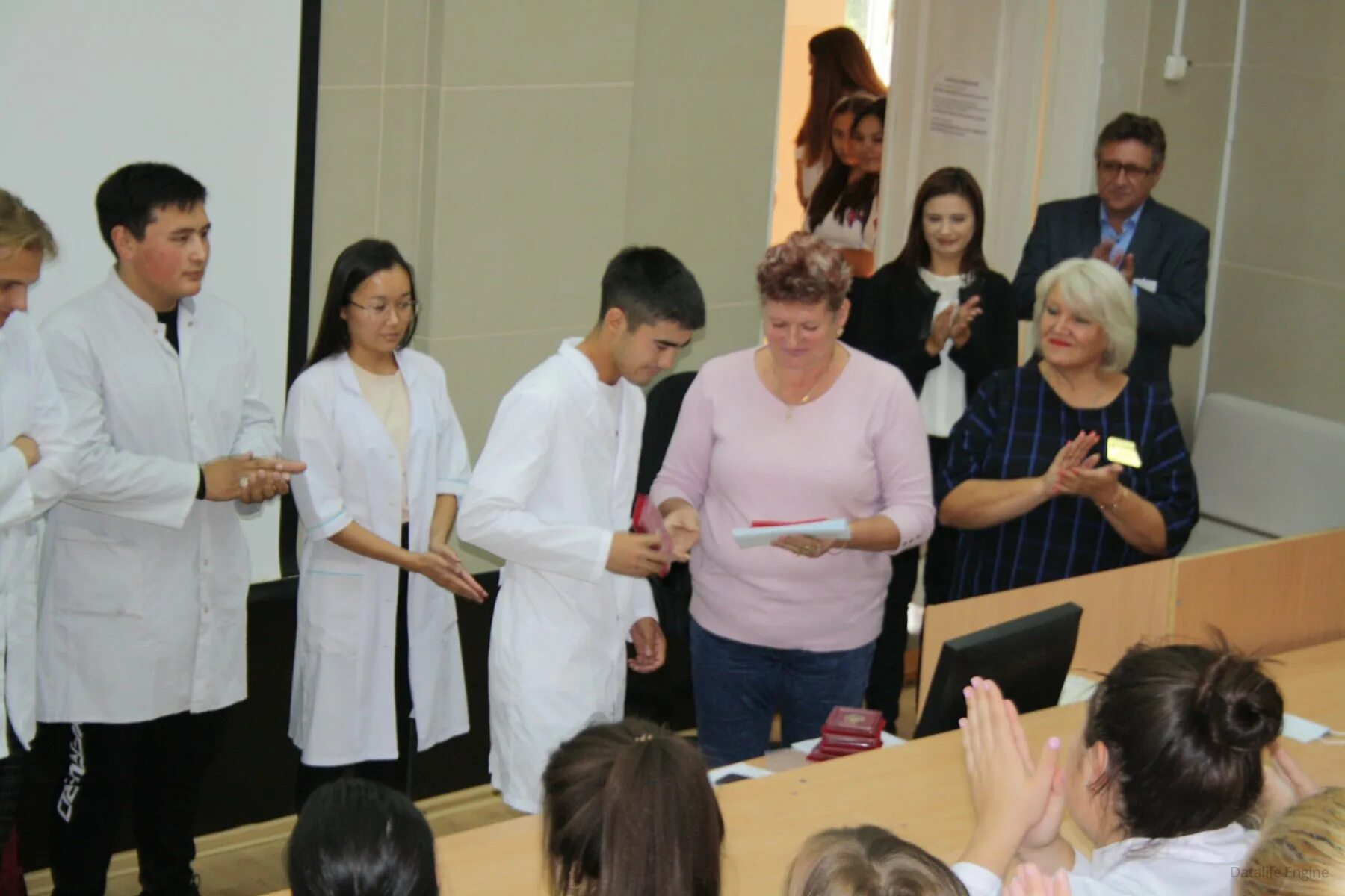 Магнитогорский медицинский колледж имени п. Мед колледж магнитогорск. Логотип магнитогорского мед колледжами. Сайт медицинский магнитогорский колледж. Магнитогорске медицинское училище.