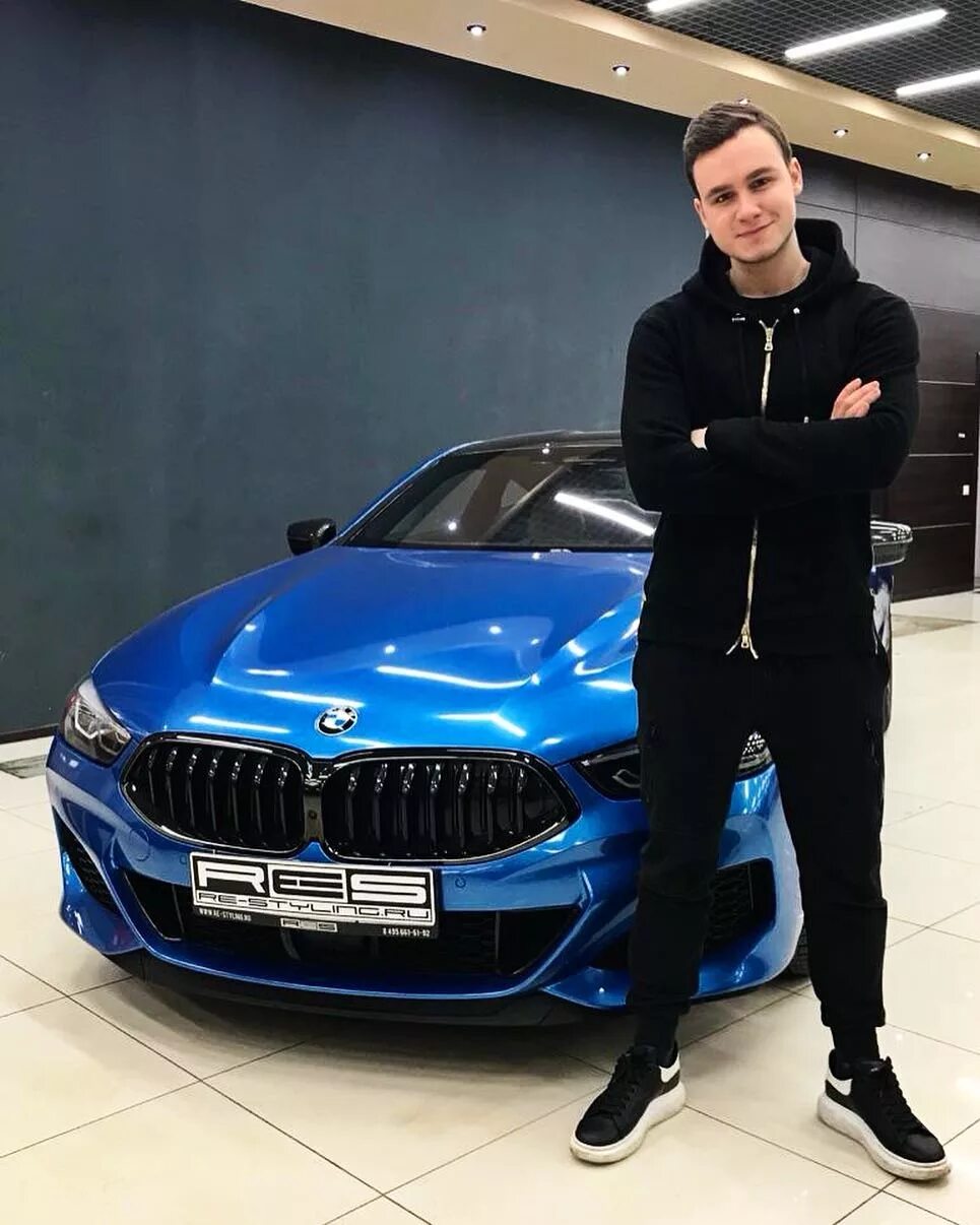 Блогера автомобили. BMW m8 Литвин. БМВ м6 Литвина. БМВ м4 Миши Литвина.