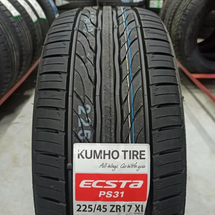 Kumho ecsta 225 45 r17