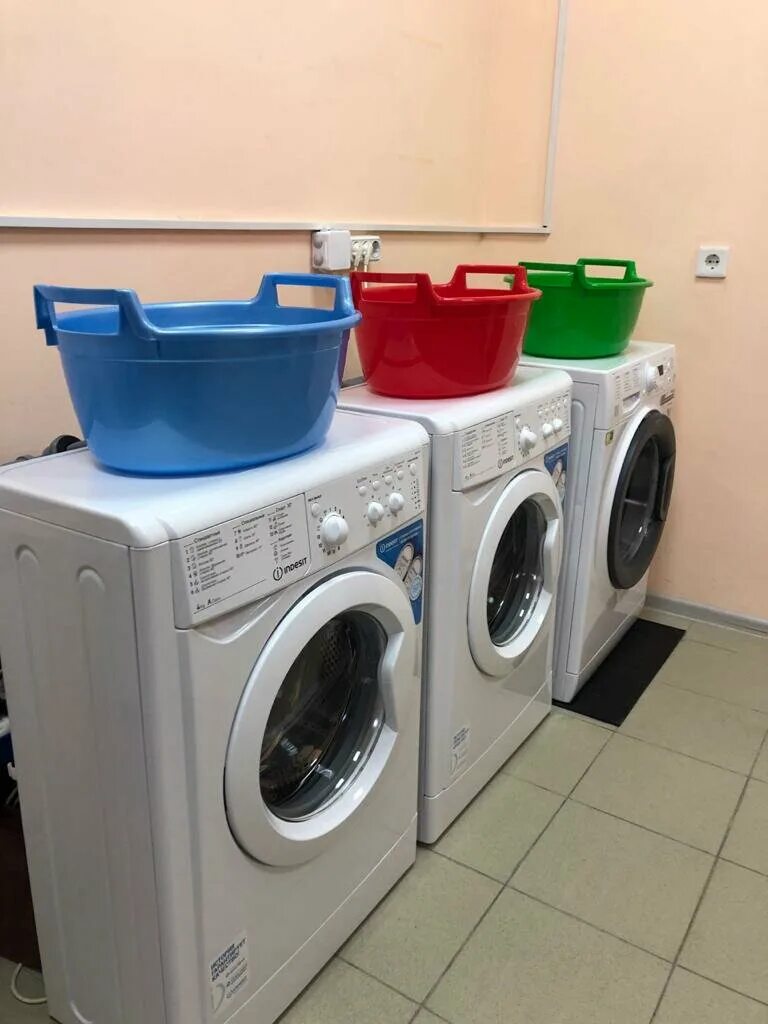 Laundry 1. Прачечная 1 Элиста. Прачечная в Элисте 5 мкр. Прачечная Астраханская 88 Саратов СССР. Прачечные Екатеринбург недорого.