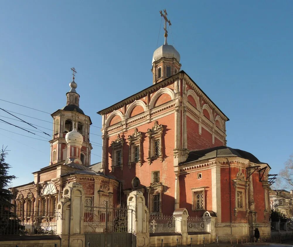 Церковь в Барашевском переулке. Храм Пресвятой Богородицы в Барашах. Введенская Церковь Барашёвский переулок. Церковь введения во храм Пресвятой Богородицы в Барашах, Москва. Бараши паломническая