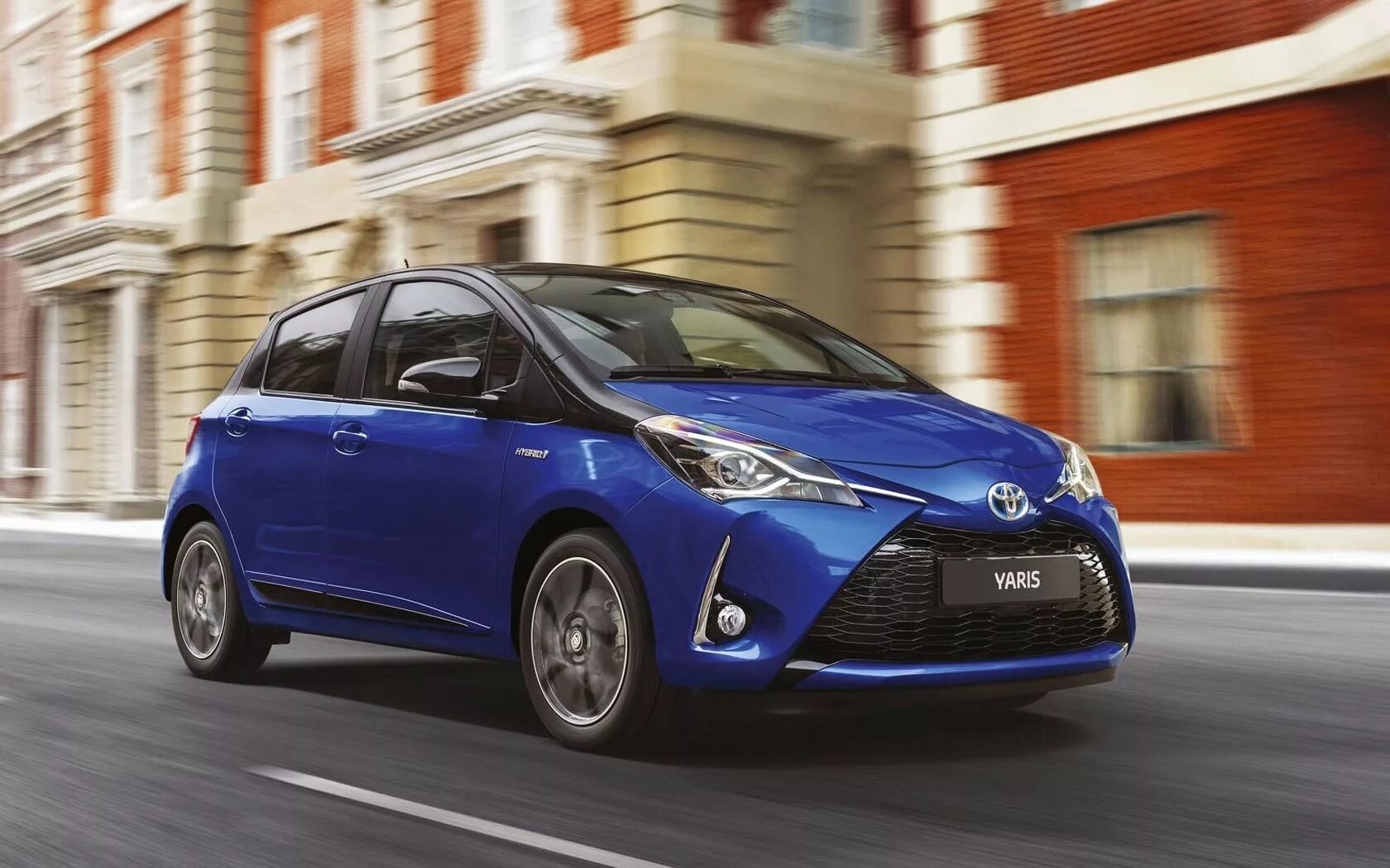 Toyota Yaris 2017. Тойота Ярис гибрид. Тойота Ярис 2017 гибрид. Тойота Ярис 2019. Toyota 2017 купить