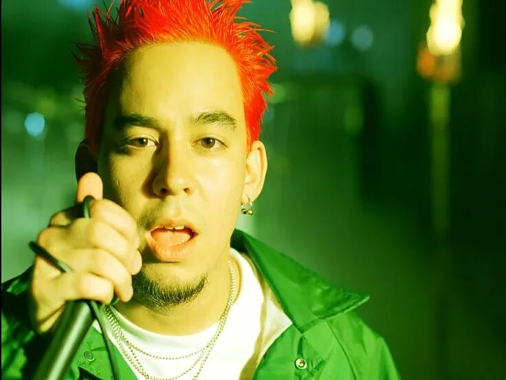 Linkin park one step close. Линкин парк майк шинода. линкин парк one step closer. честер беннингтон one step closer. майк шинода 2003.