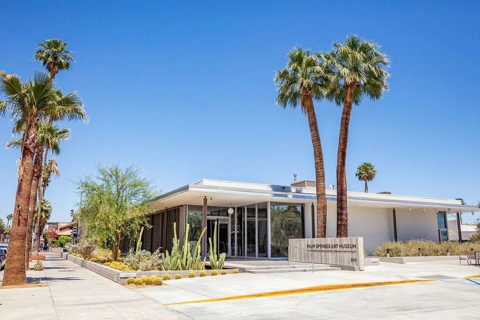 Палм-дезерт, калифорния, сша. Amex platinum house palm springs. Палм спрингс. Палм спрингс. Palm springs pascal.