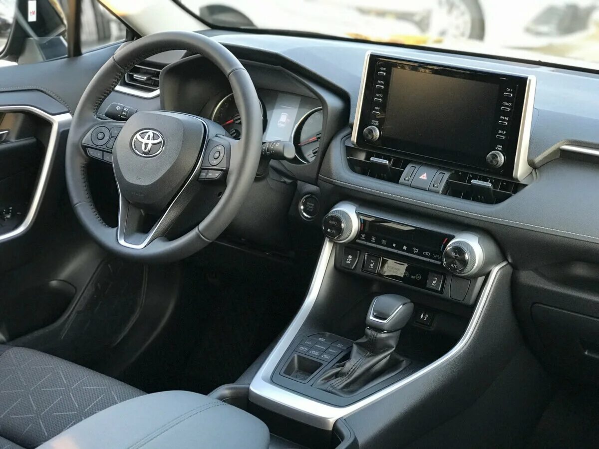 Чувствую страсть к этой машине". 5 ярких новинок Toyota и Lexus :: Autonews