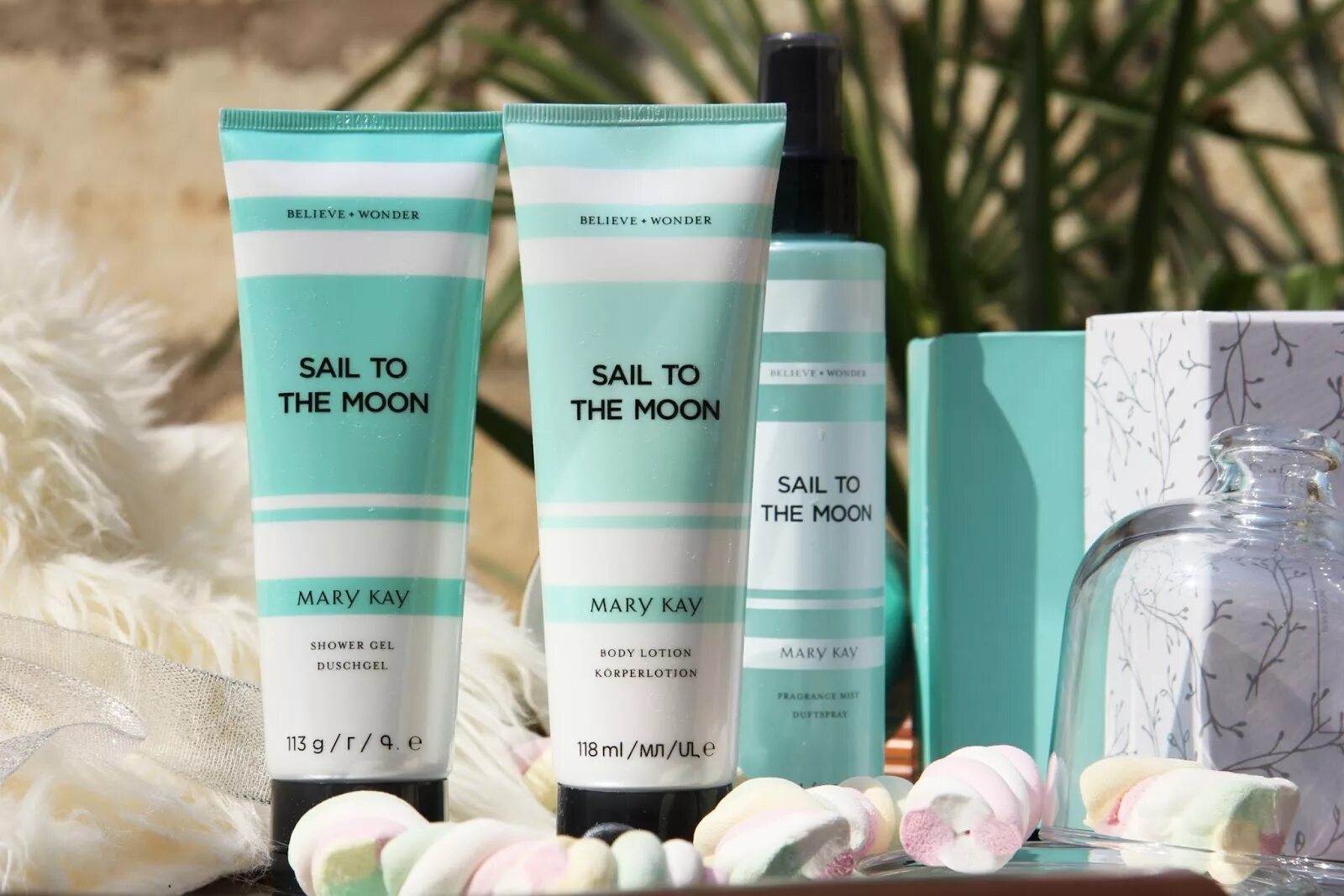 Одиночество под луной. Sail to the moon. Корабль на ночном небе. Sail to the moon mary kay цена. Ночь на корабле.