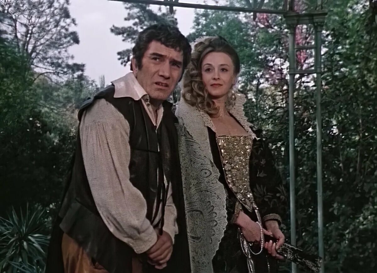 Собака на сене какого года. Собака на сене фильм 1977. боярский в фильме собака на сене. боярский и терехова в собаке на сене. собака на сене 1977 ян фрид.