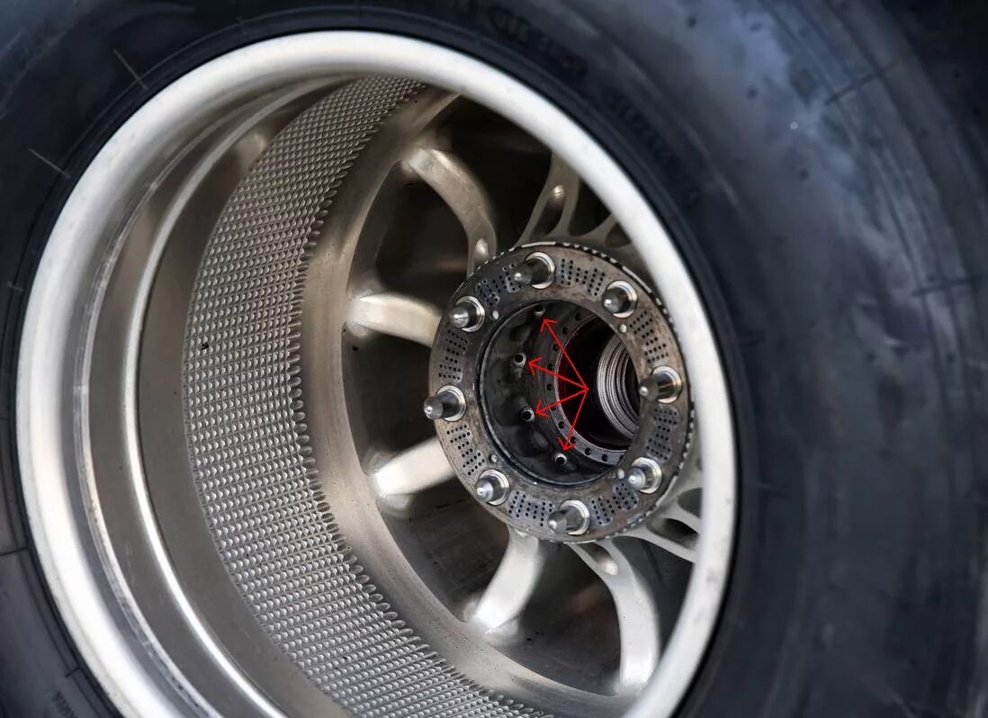 Диски f1. BBS f1 Wheels. F1 Wheels 2022. Колёсный диск формулы 1. 1 колесо ру