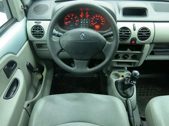 Механике 2005. Renault kangoo 1998 салон. renault kangoo, 2001 1,4 автомат салон. рено кангу 2005 салон. рено кангу разъем обд.
