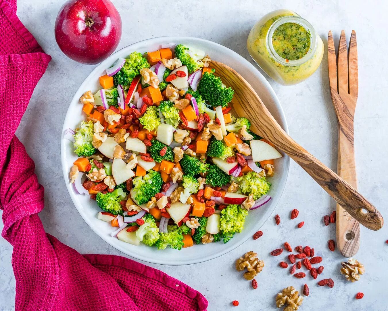 Салат фитнес. Healthy Recipes. Боул вегетарианский с брокколи. Салат Барокко из брокколи. Healthy salad