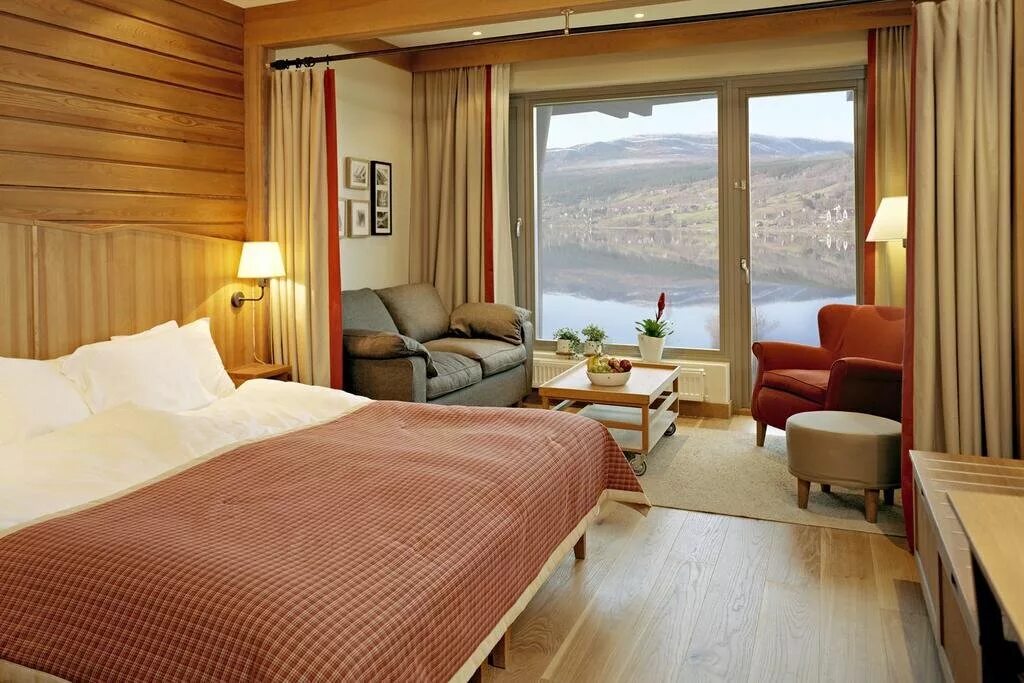 Аквапарк в финляндии иматра. Holiday club saimaa аквапарк. The holiday club. Вуокатти летом. Спа-отель holiday club saimaa.