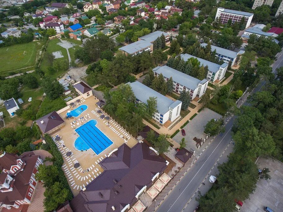 Фотографии пансионата "Приморский" в Дивноморском, ул. Кирова 17