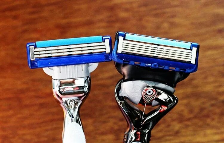 Джилет мак 3 крепление. Мак 3 турбо   fusion. Mach3 turbo кассеты. Отличие мак 3. Лезвия джилет мак 3.