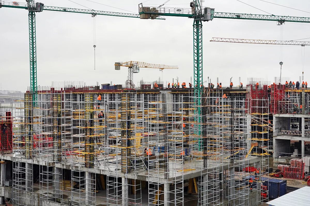 Школа ул рассветная калининград. Стройка в калининграде русская европа. Жилищные застройки в калининграде. Стройки калининграда. Новый дом калининград стройка.