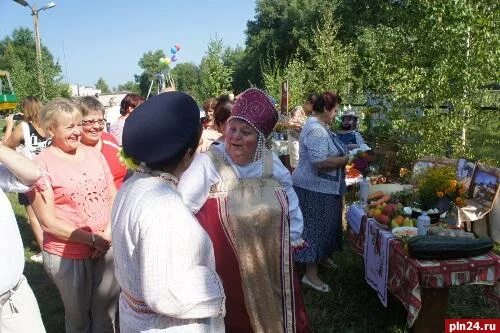 День поселка Бежаницы. Бежаницы день города. Праздник в Бежаницах. Говорят Бежаницы. Бежаницы псковская область погода на 10 дней