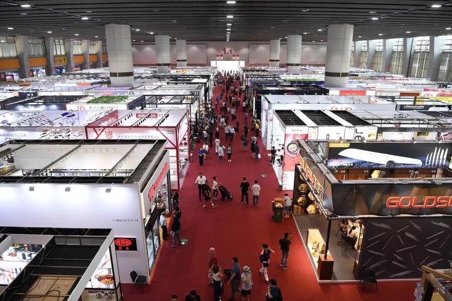 Гуанчжоу Canton Fair. Canton Fair 2022. Комплекс Кантонской ярмарки, Гуанчжоу, Китай. Выставка Гуанчжоу кантон фейр.