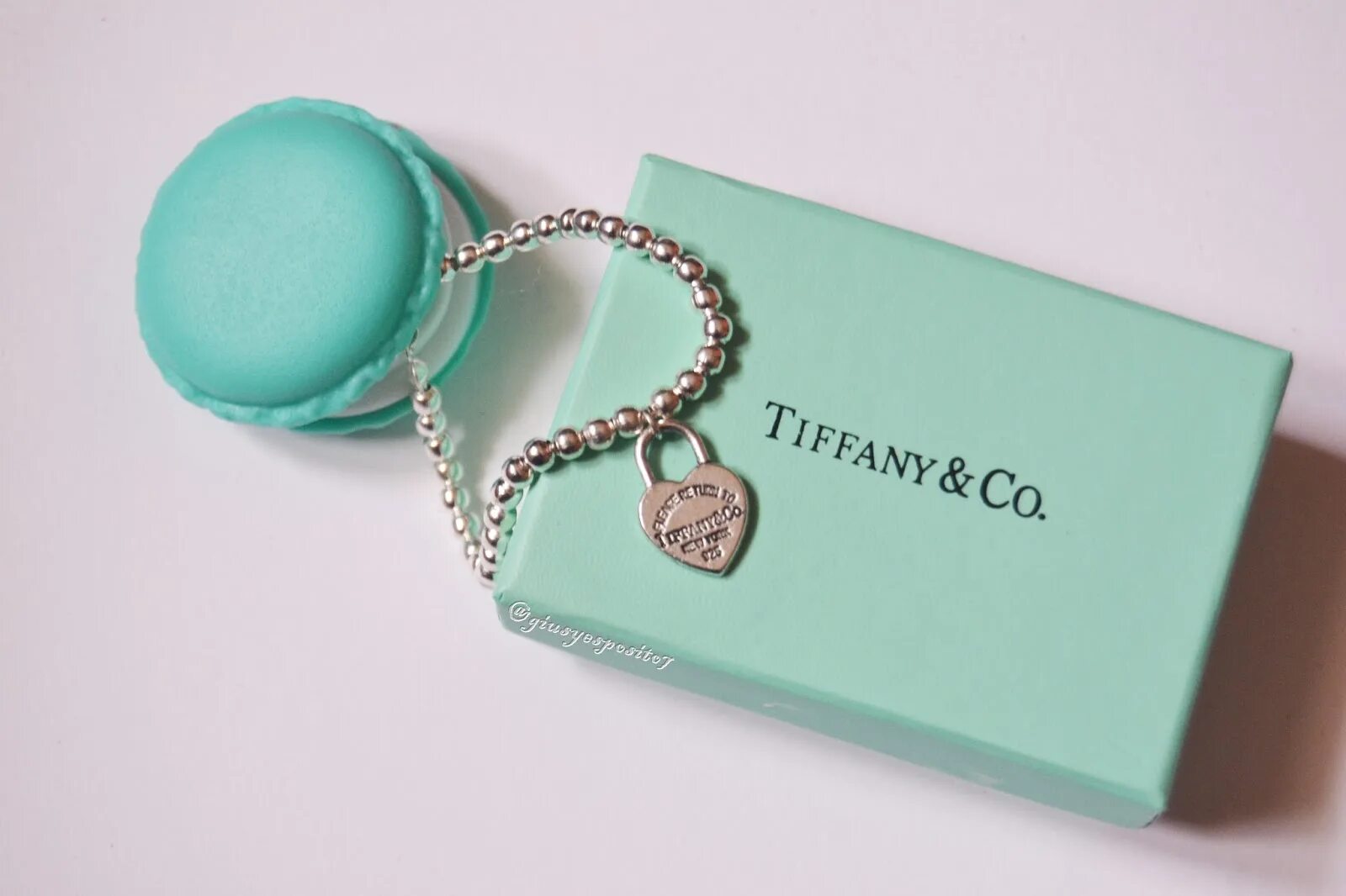 Оригинальные тиффани. Браслет Tiffany co с сердечком. Браслет Tiffany с сердечком. Браслет Тиффани оригинал.