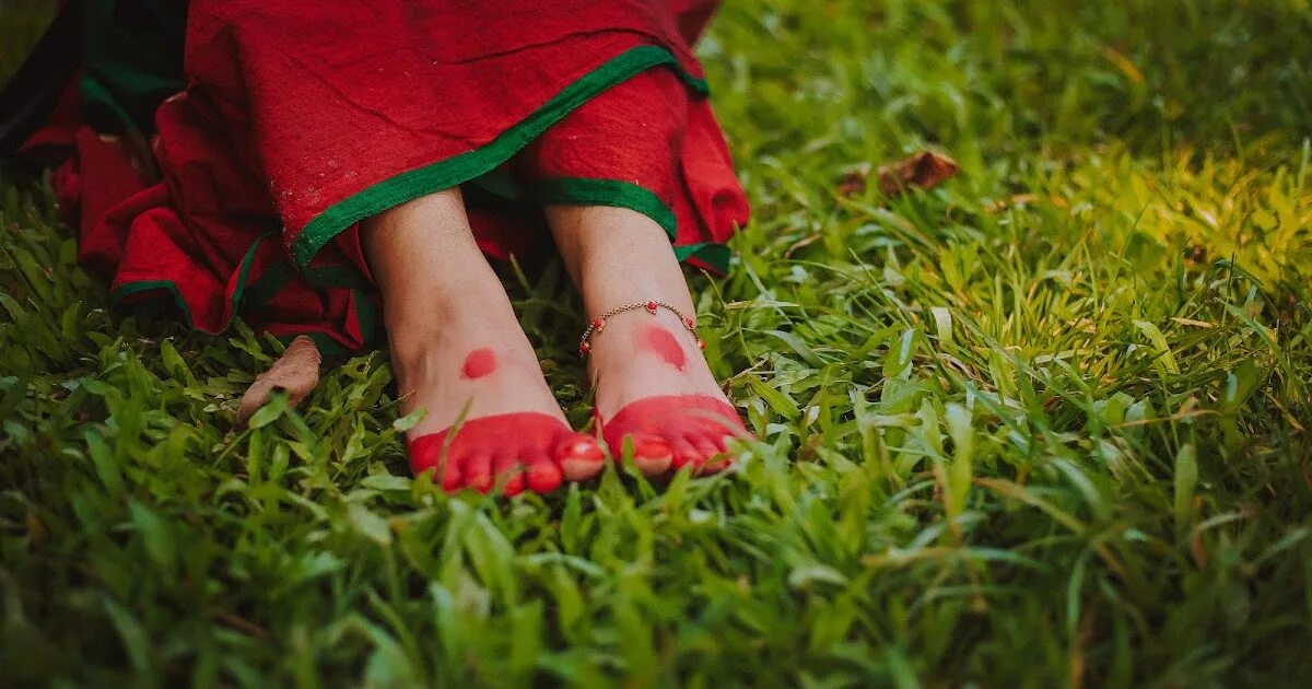 Босая оригинал. Барбара ломбардо босиком. Босая оригинал. Босая. Зоряна марченко босиком.