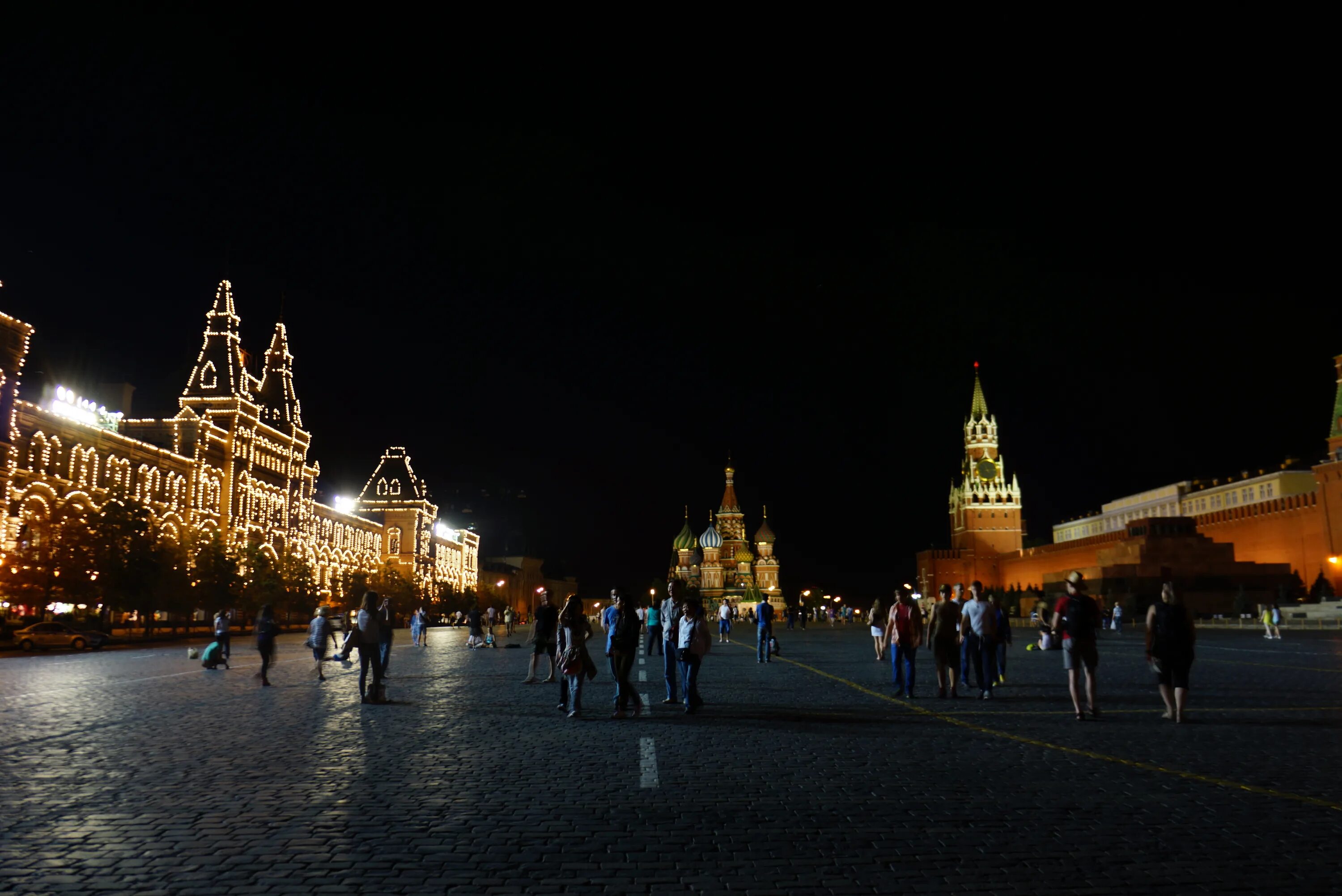 Когда в москве будет 15. Путешествие в Москву. Moscow 17. Улица фонарей в Москве на красной площади.