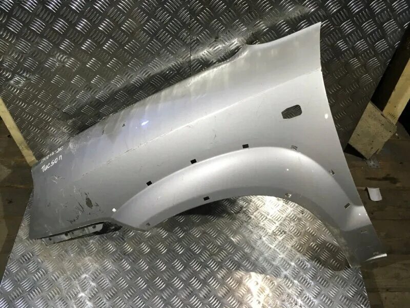 Переднее крыло хëндай таксон. Крыло туксон. Крыло на хендай туссан 2006. Крыло туксон. Крыло заднее хундай туксон 2016 год левое фото.