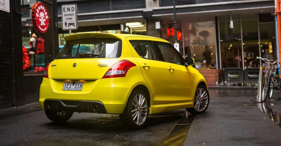 Swift test. Сузуки свифт 2016. suzuki swift 2017 sport. машина сузуки swift 2016. сузуки свифт спорт 1.4 турбо.