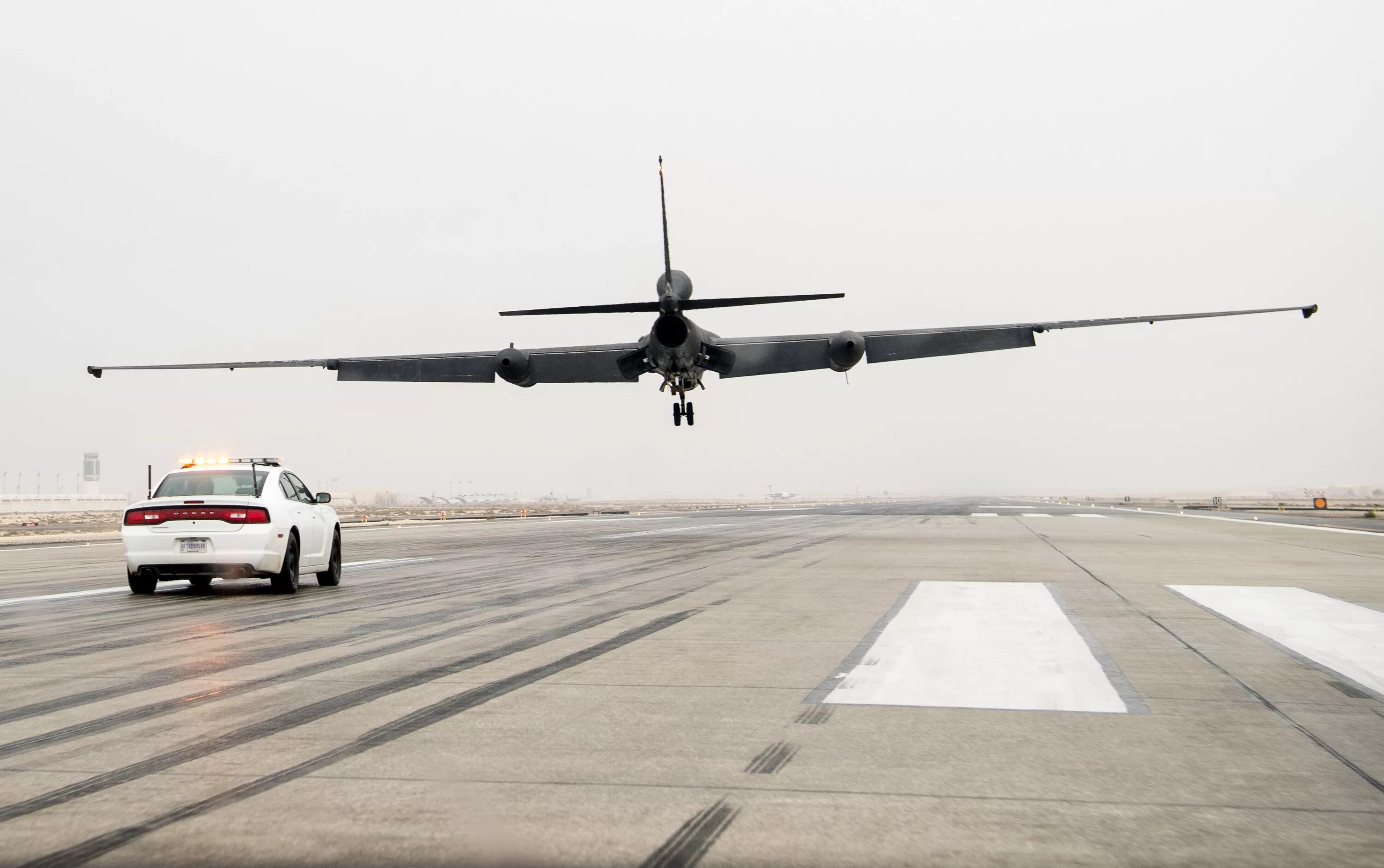 U-2 самолёт. Самолет-u2 Dragon Lady. U-2 самолет разведчик. Посадка u-2.