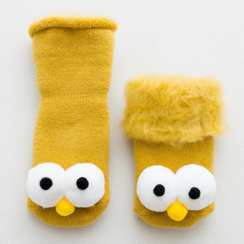 Носки глазки. Носки с глазками. Пушистые носки. Детские носочки с глазами. Детские носки высокие долька.