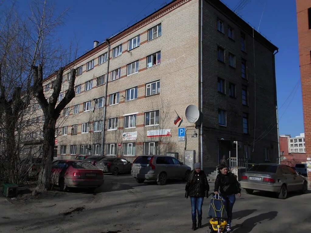 Аптекарская 35 екатеринбург общежитие. Малахитовый 6 екатеринбург. Екатеринбург вторчермет общежитие. Вторчермет екатеринбург общежитие. Аптекарская 35 екатеринбург общежитие.