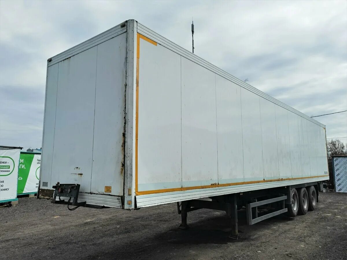 полуприцеп изотермический бу. полуприцеп изотерм 160 кубов. полуприцеп изотермический бу. изотермический американский полуприцеп хёндай. ящик полуприцепа изотерм тонар.