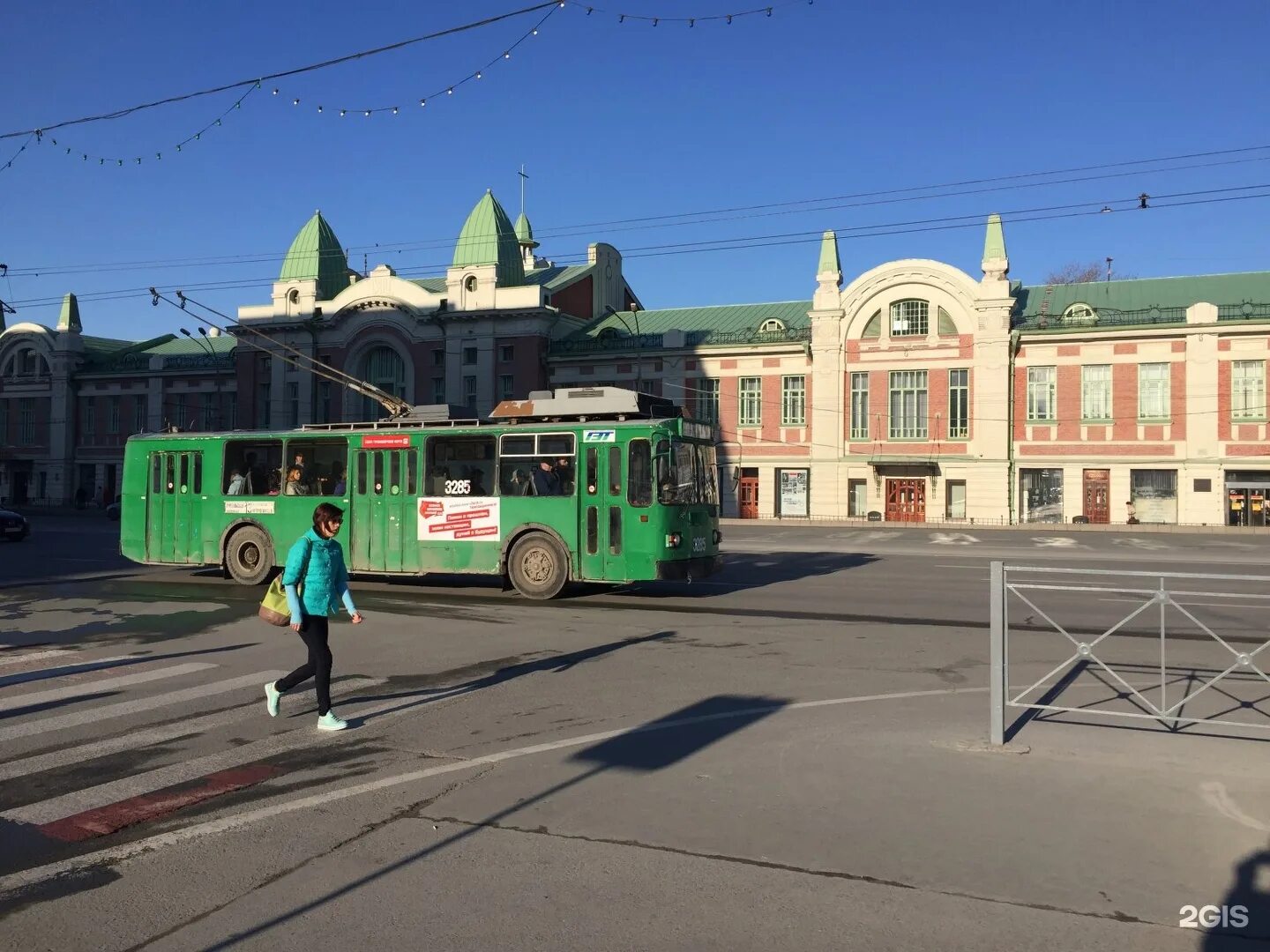 Троллейбус 13 новосибирск маршрут. Троллейбус 24 новосибирск. Троллейбус 13 новосибирск. Троллейбус тролза новосибирск. Троллейбус 13 новосибирск маршрут.