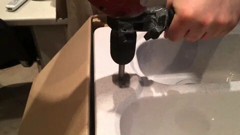 Отверстие в искусственном камне