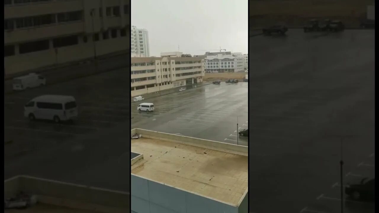 Бывают ли дожди в дубае. Дождь в Дубае. Дожди в Дубае сейчас. Дубай дожди наводнение. В Дубае бывают дожди.