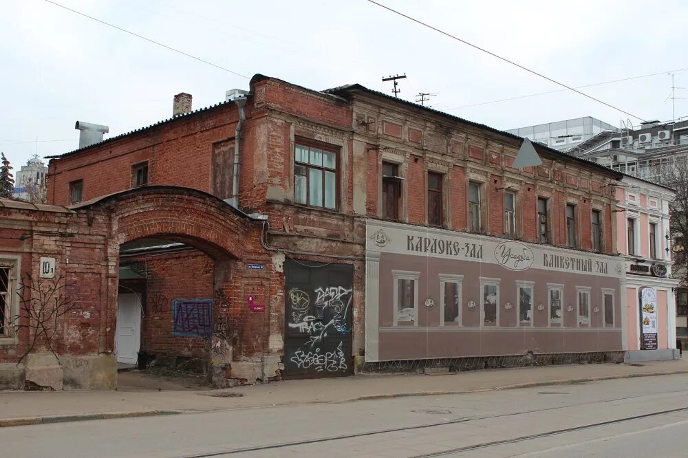 Разрушать нижний новгород. Усадьба Соколовой Нижний Новгород. Усадьба разрушенная Нижний Новгород. Дворянских особняках в Нижнем Новгороде,. Флигель усадьбы и. а. Княгининского в 19 веке Нижний Новгород.