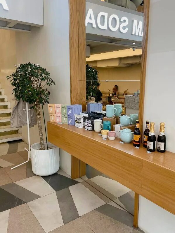 Cream soda мясницкая ул 15 меню. Завтраки весь день в москве. Кафе крем сода москва мясницкая. Cream soda вокалистка. Cream soda кафе мясницкая меню.