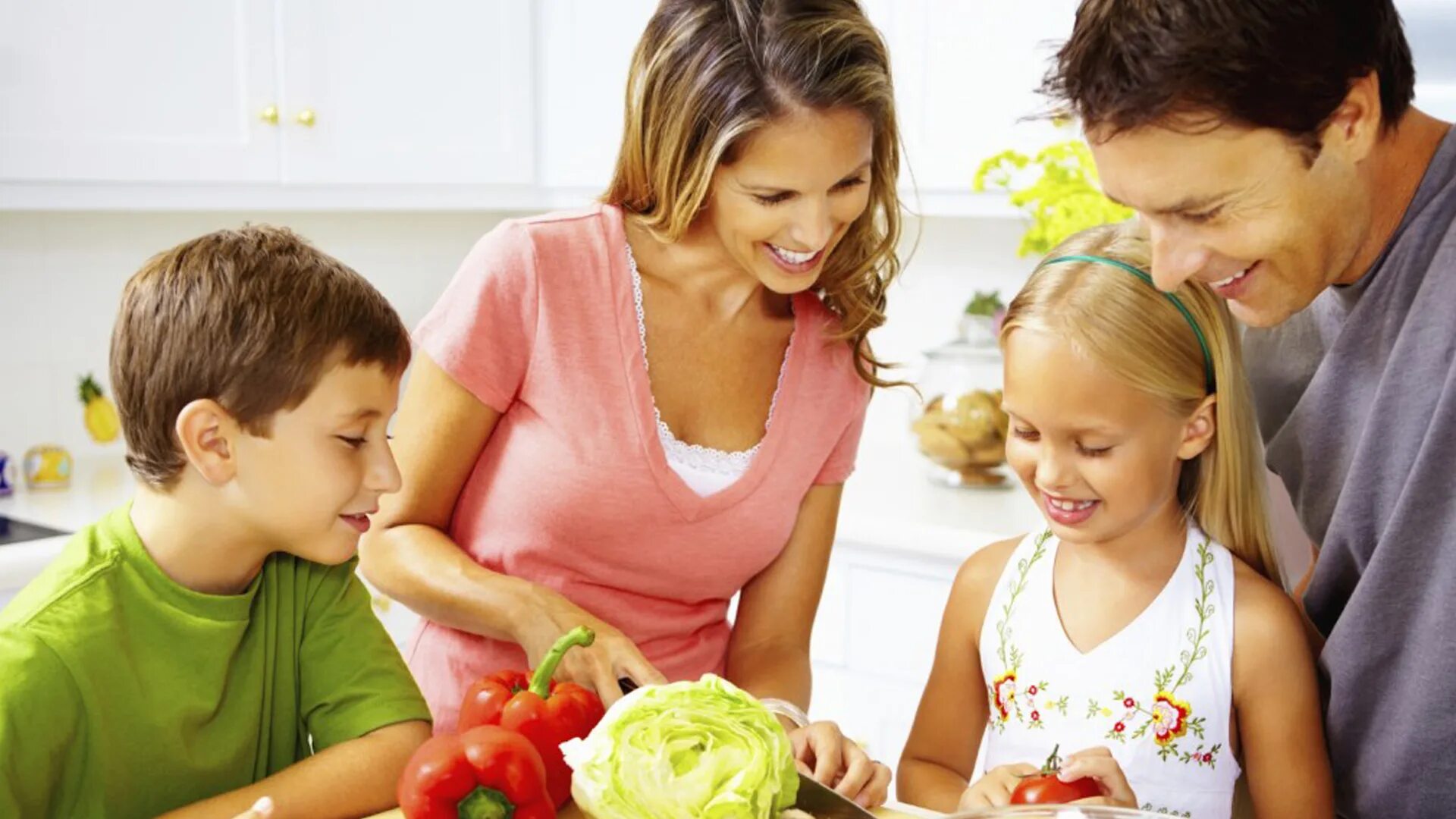 Родителей заботящихся о здоровье. Здоровый ребенок. Правильное питание. Здоровое питание для детей. Здоровая еда для детей.