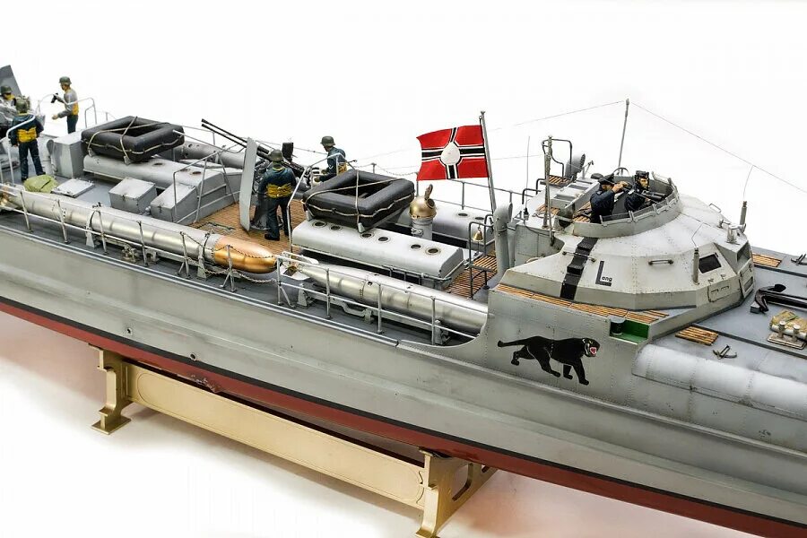 Катер s-100 Schnellboot. Катер Schnellboot Typ s-100. Торпедный катер Schnellboot типа s-100. Сборная модель Italeri торпедный катер Schnellboot s-100 1:35. Сборные модели лодки