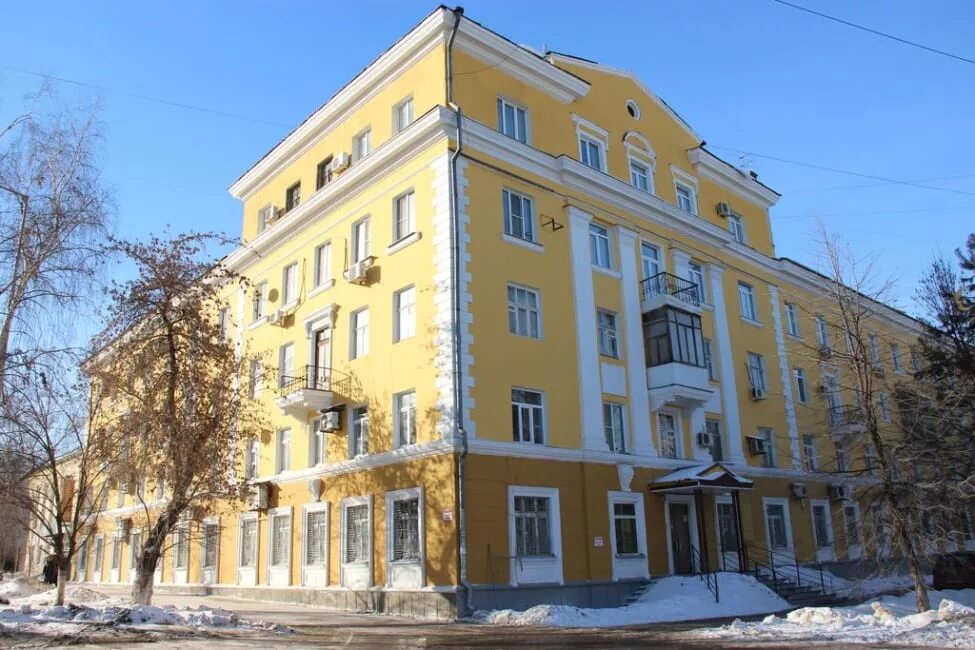 Квартира сталинка самара. Квартира сталинка самара. Трехкомнатная сталинка. Сталинские квартиры. Квартира сталинка самара.