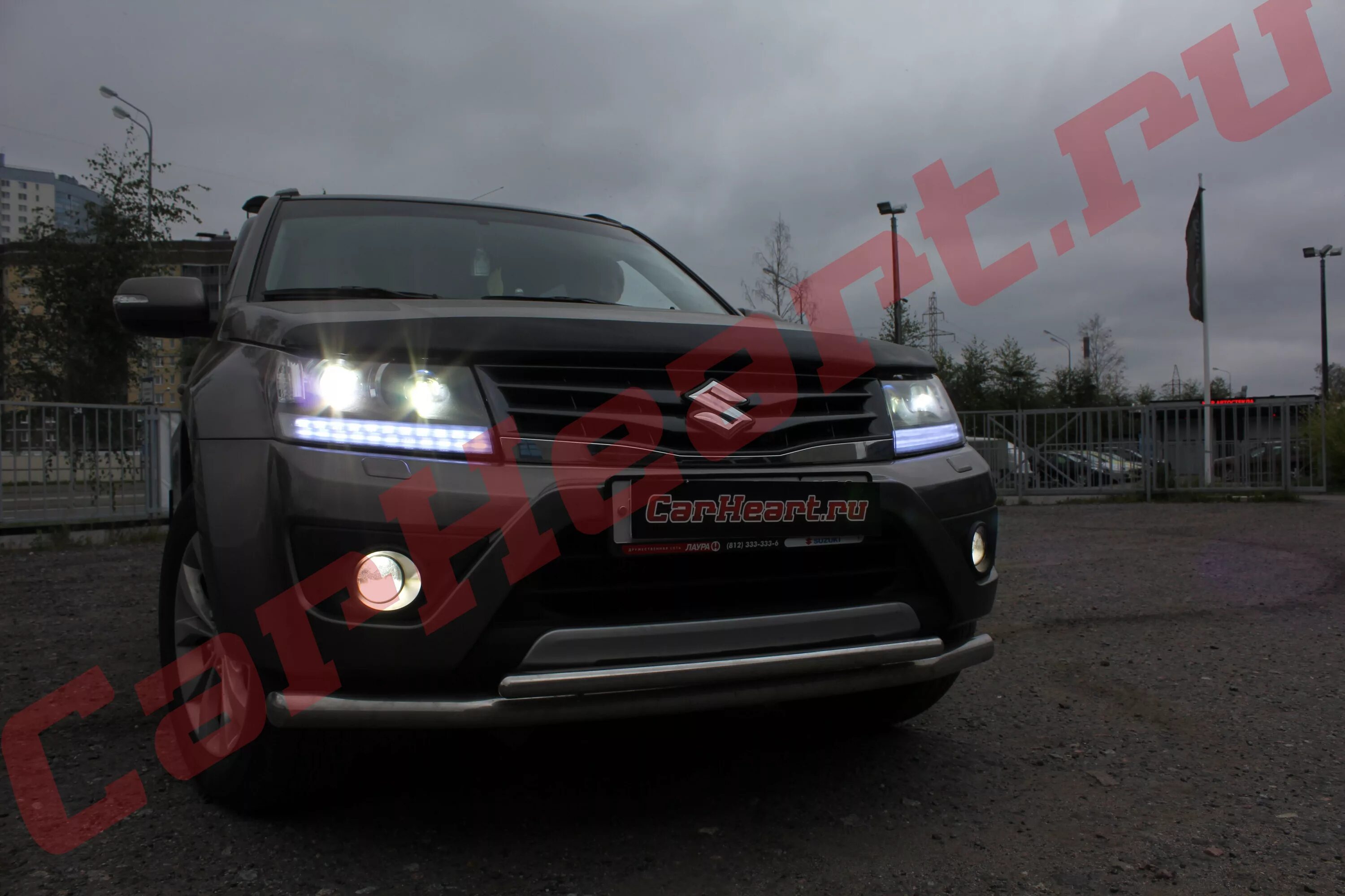 Дальний свет витара. Led линза на Suzuki Grand Vitara. Grand Vitara ксенон. Suzuki Grand Vitara ксенон. Сузуки Гранд Витара ходовые огни.