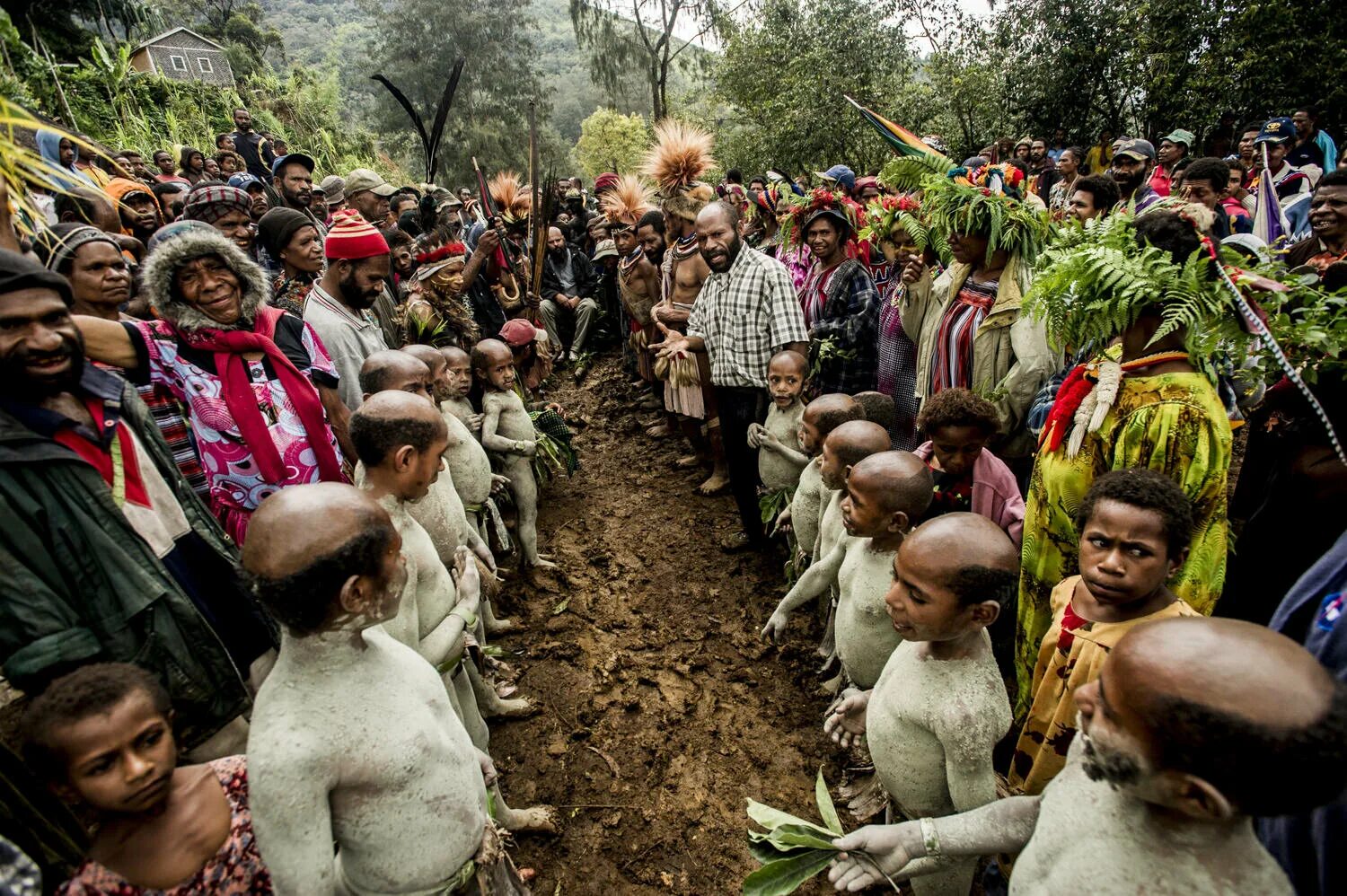 Папуа новогвинейцы. Папуа — новая Гвинея. Папуа новая Гвинея население. Новая гвинея жизнь