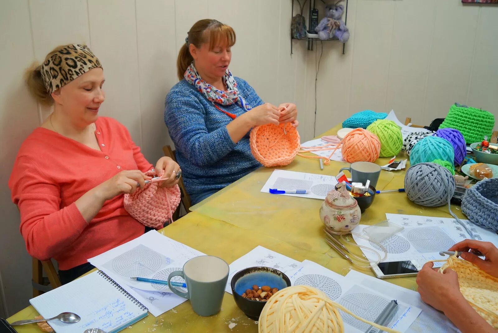 Мастер класс для детей. Обучение вязанию. Кружок рукоделия. Рукоделие обучающее. Кружок вязания.