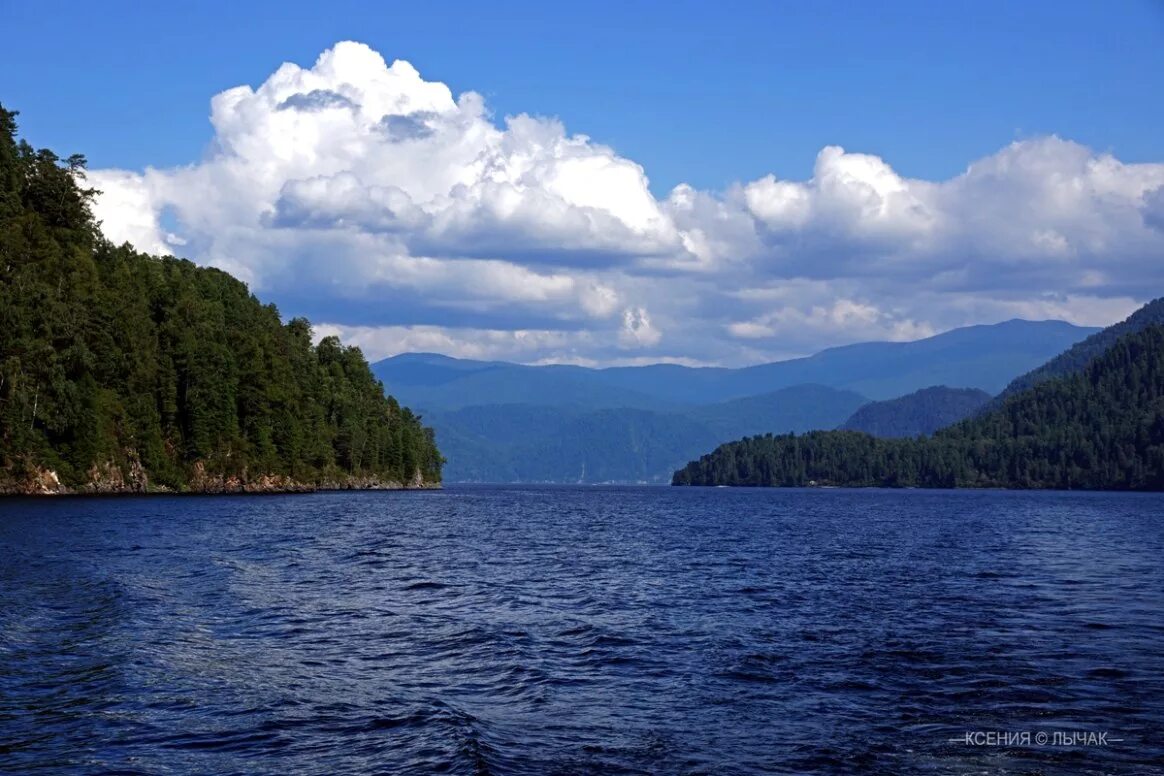 Озеро телецкое алтайский край. Достопримечательности озеро телецкое 1. Достопримечательности озеро телецкое 1. Яйлю телецкое озеро. Мыс айран телецкое озеро.