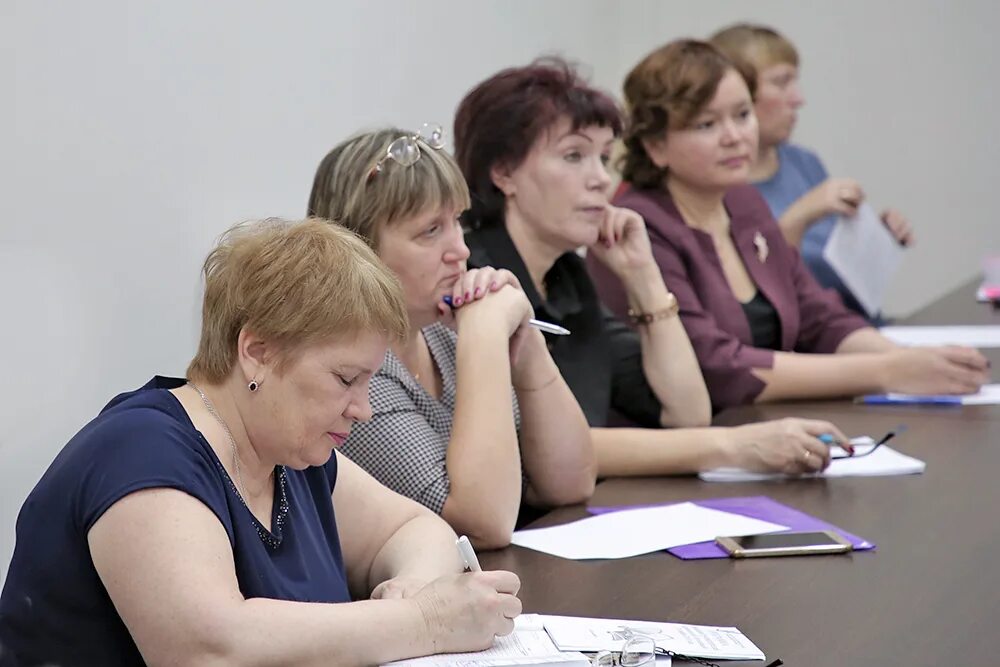 комитет по образованию ханты-мансийского района. комитет по образованию ханты мансийского. посёлок луговской ханты-мансийского. уварова администрация ханты-мансийского района. комитет по образованию администрации ханты-мансийского района.