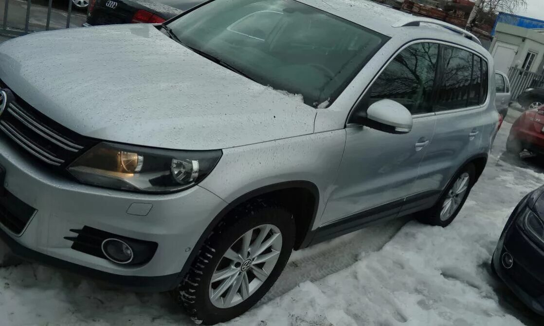 Тигуан форум. Tiguan club. Разболтовка тигуан 2010 1. Тигуан 2010 года белый цвет максимальная комплектация спорт и стайл. Volkswagen polo tiguan.