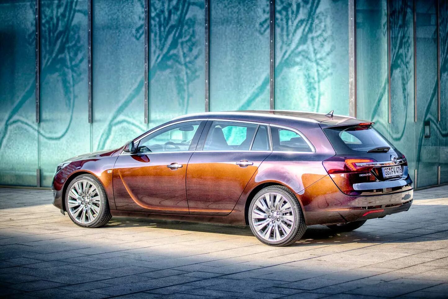 Opel insignia tourer. Opel Insignia Sports Tourer 2015 универсал. Опель Инсигния универсал 2015. Opel Insignia Sports Tourer 2015. Opel Insignia 2015 универсал.